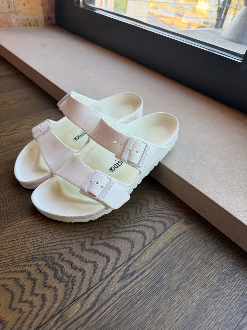 Birkenstock Arizona Essentials EVA White Double-Buckle Slide Sandals - Size 7 - Picture 3 of 9